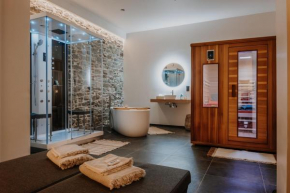 Queen's Avenue Spa